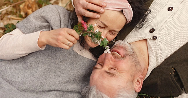 The Essential Dating Tips for Seniors