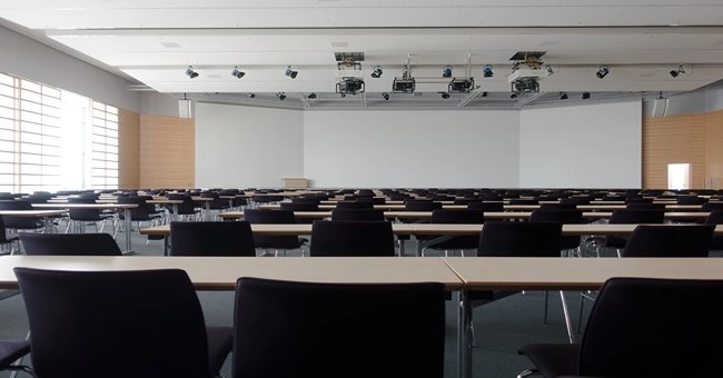 The Latest Trends in Conference Facilities and Technology