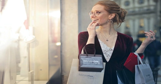 New Amex Offers: Save $800+ for Shopping in Europe